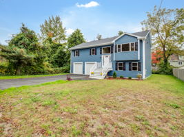 988 Beverly St New Bedford MA-37