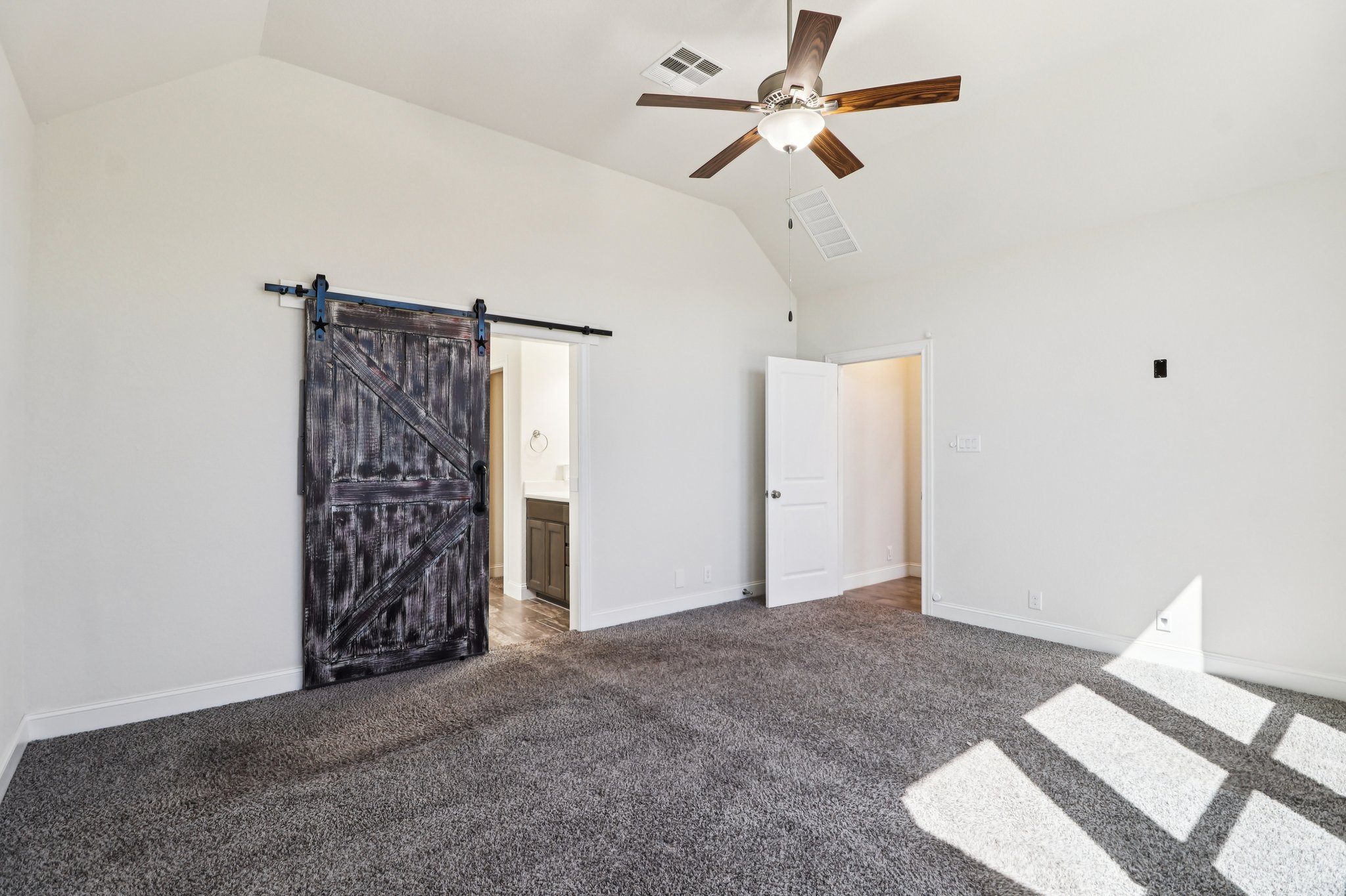 Carriage Loop-S1203-031.jpg