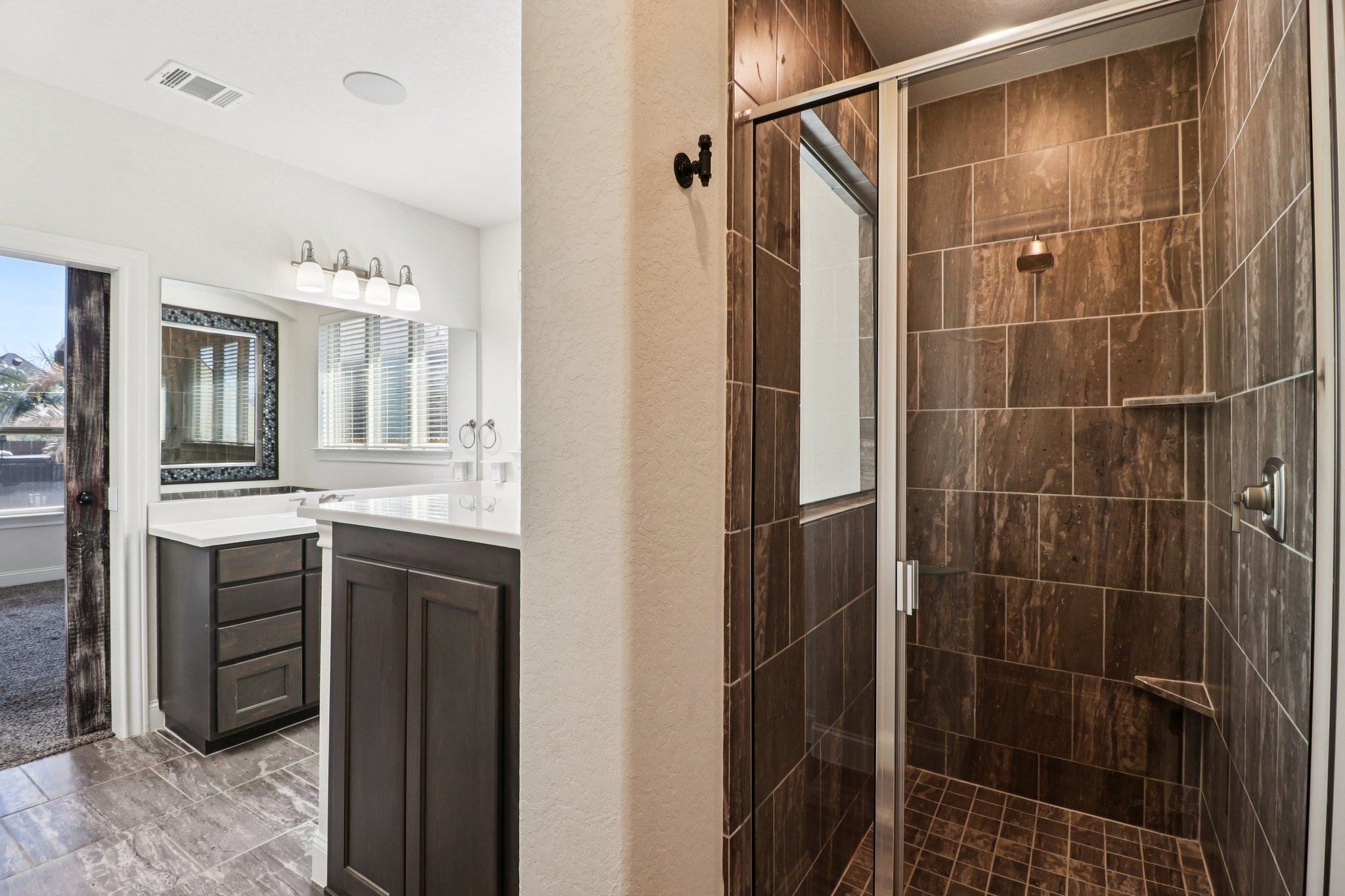 Carriage Loop-S1203-034.jpg