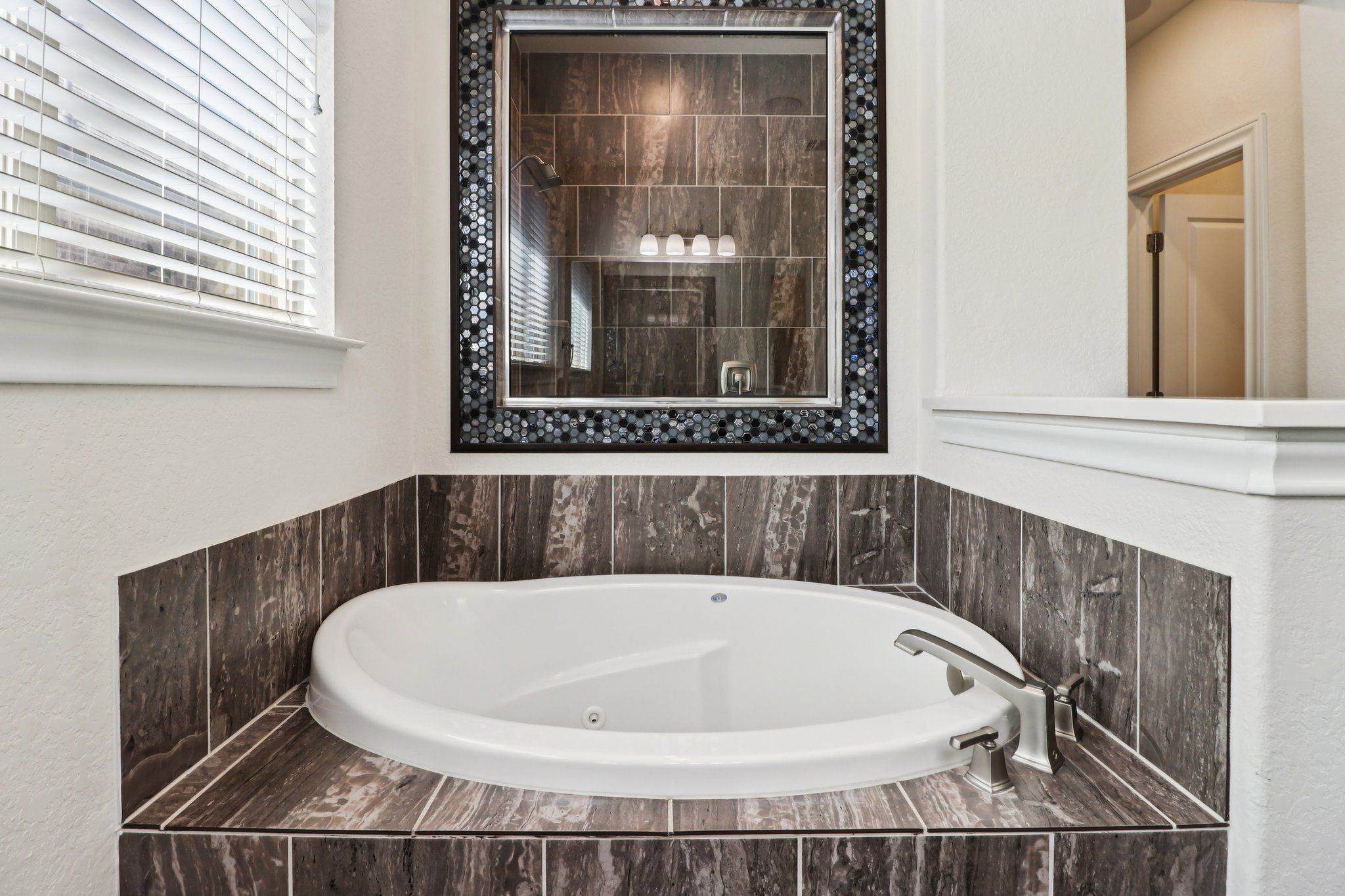 Carriage Loop-S1203-036.jpg