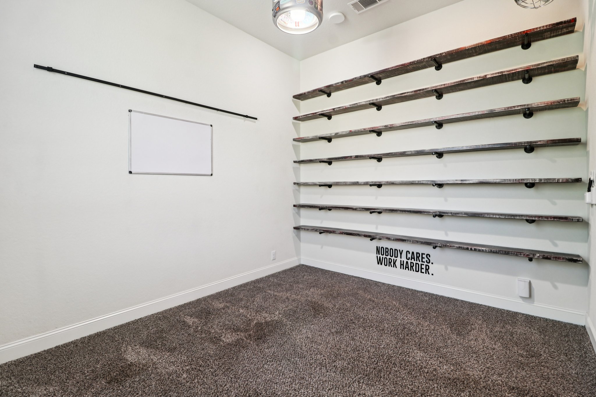 Carriage Loop-S1203-037.jpg