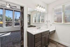 Carriage Loop-S1203-033.jpg