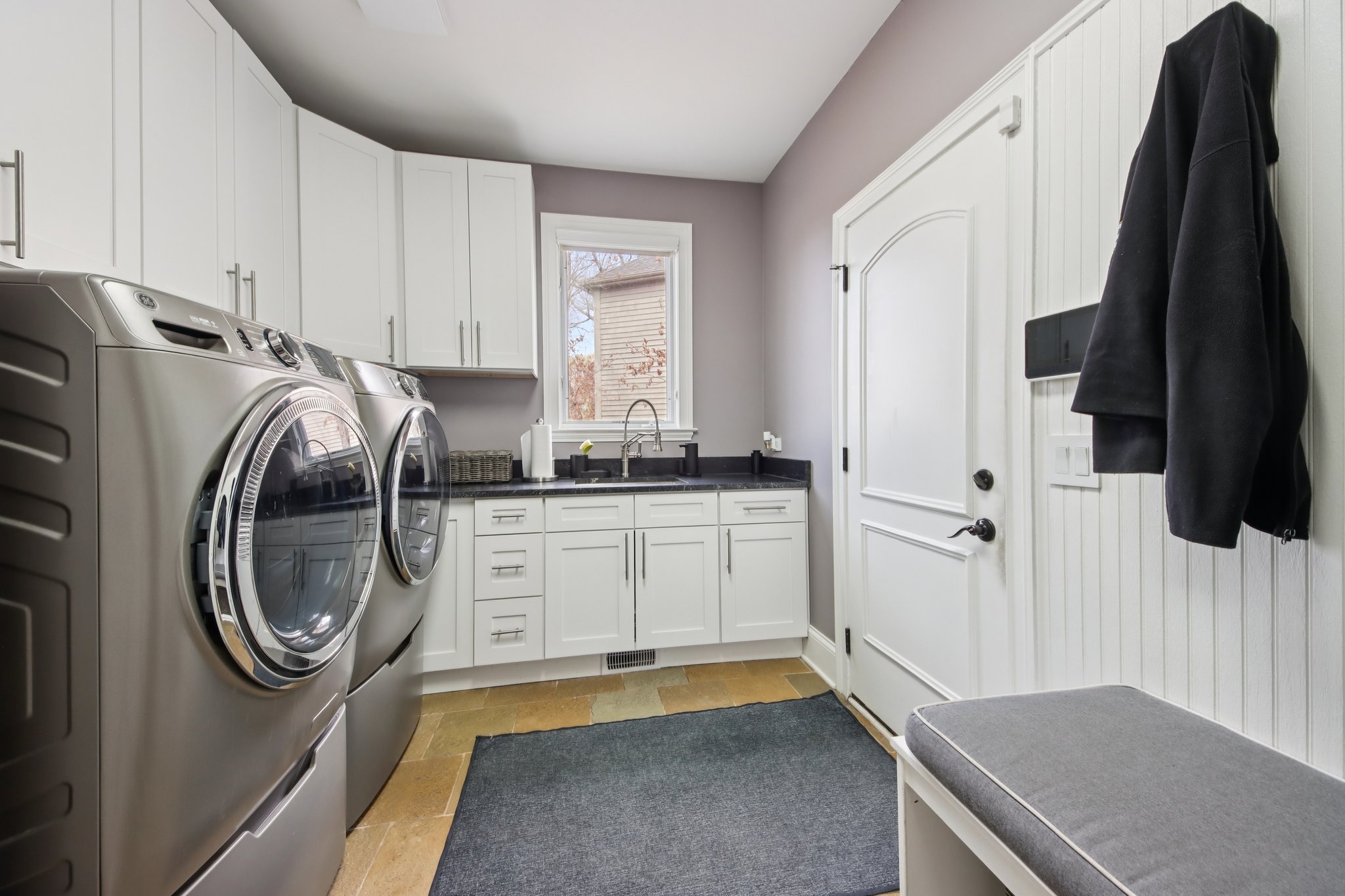 Danielson Ct-S0904-029.jpg