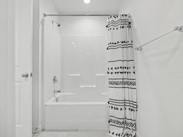  Photo 24