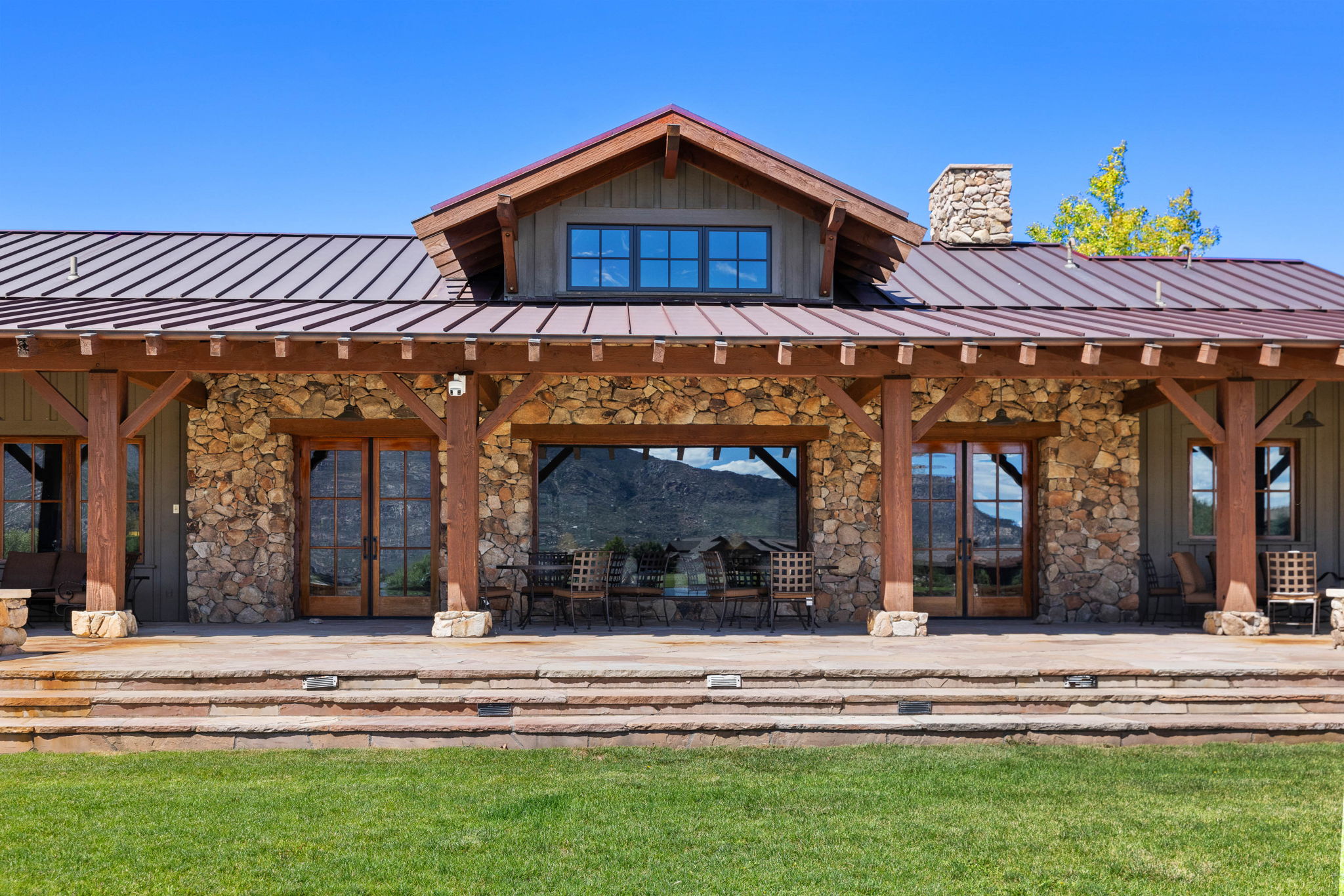 RanchHouse(4)