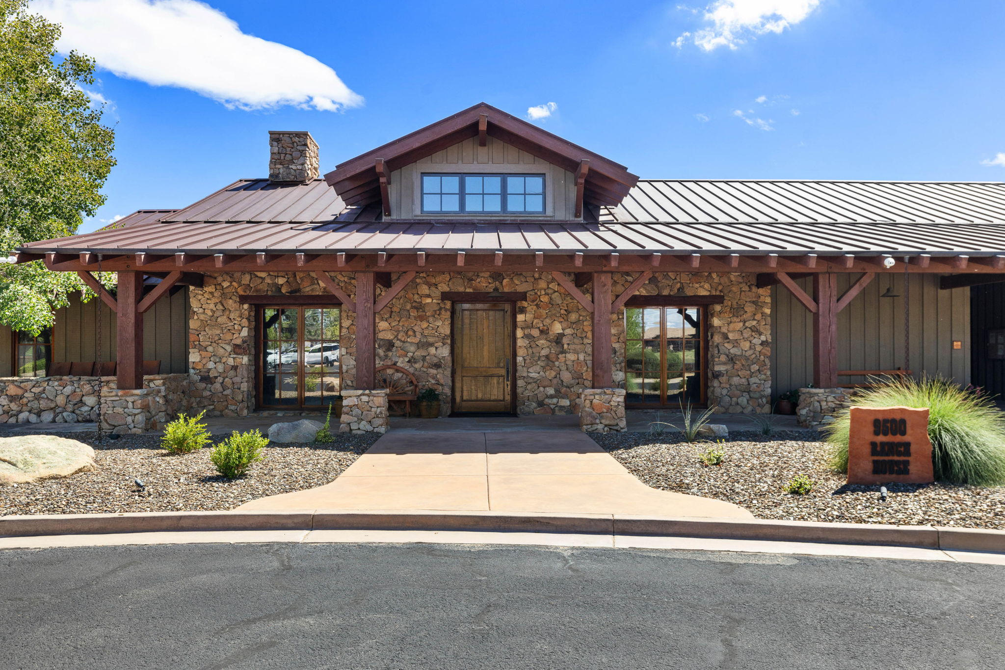RanchHouse