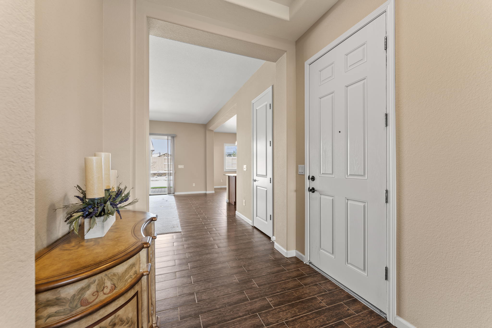 9880 Hafflinger Ln, Reno, NV 89521, USA Photo 4