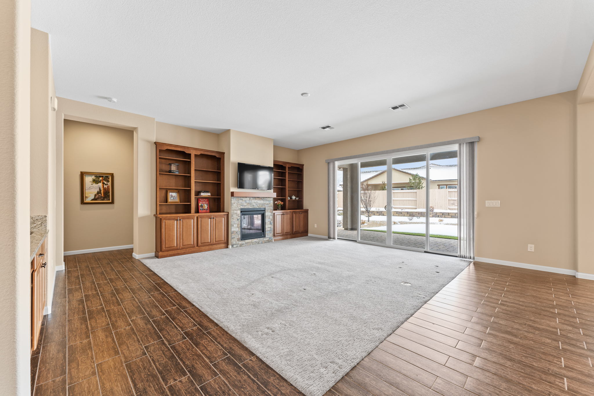 9880 Hafflinger Ln, Reno, NV 89521, USA Photo 5