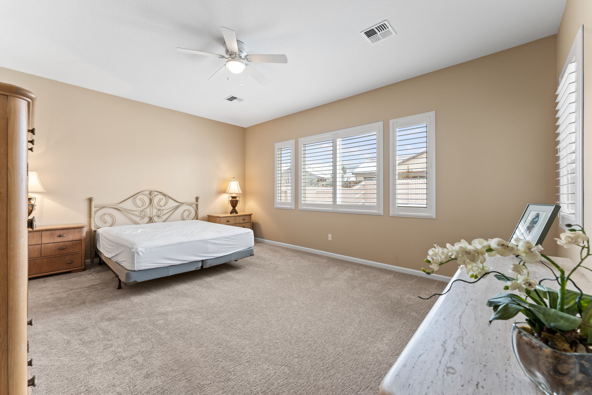 9880 Hafflinger Ln, Reno, NV 89521, USA Photo 17
