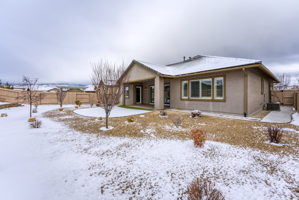 9880 Hafflinger Ln, Reno, NV 89521, USA Photo 32