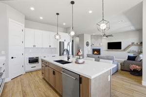Kitchen 4
