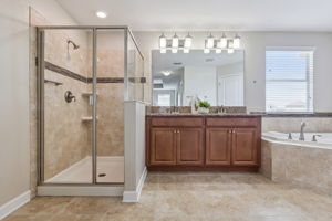  Photo 37
