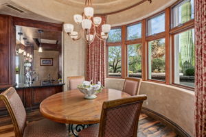 Breakfast Nook Views