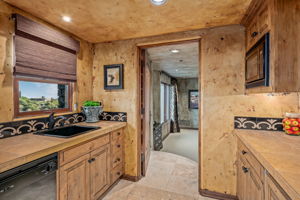 Guest House Kitchenette