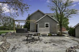  Photo 12