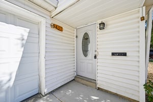 E 7th Ave-S1110-004.jpg