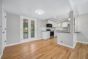 E 7th Ave-S1110-011.jpg