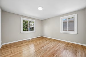 E 7th Ave-S1110-032.jpg