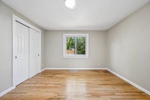 E 7th Ave-S1110-033.jpg