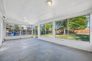 E 7th Ave-S1110-038.jpg