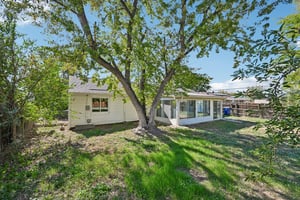 E 7th Ave-S1110-044.jpg