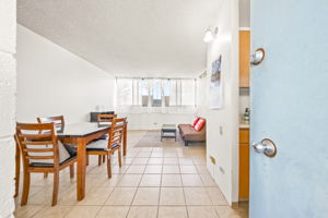  Photo 0