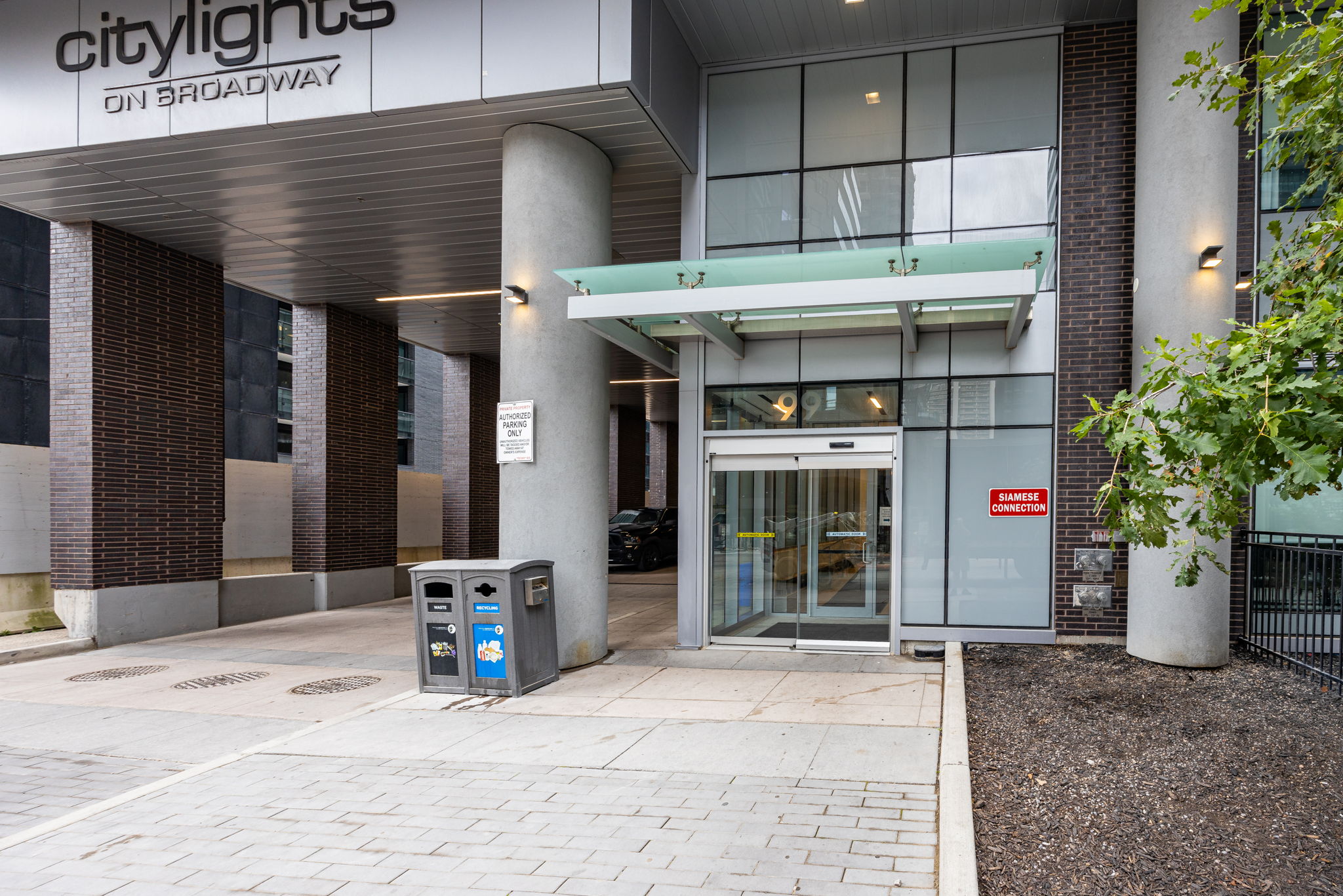 Toronto property showcase — delivered property photograph 3