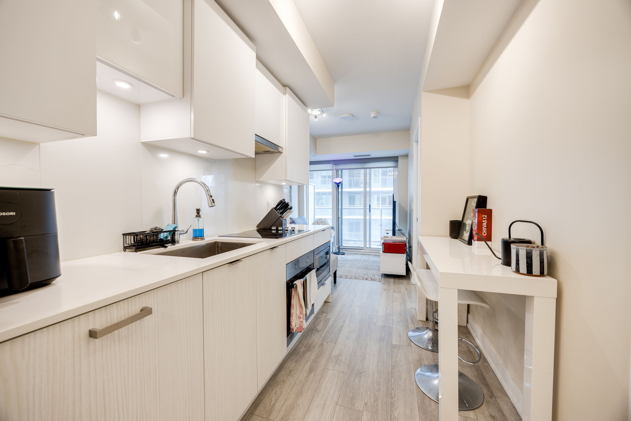 Toronto property showcase — delivered property photograph 6