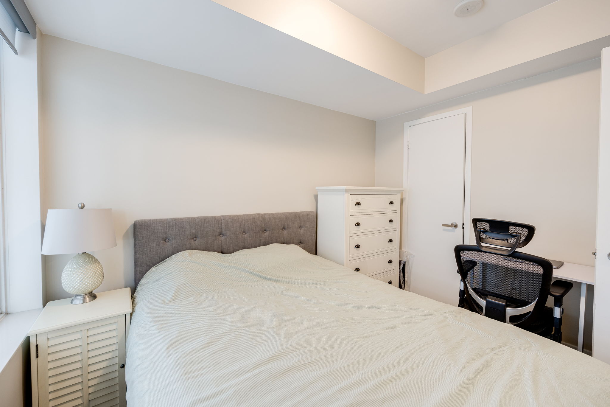 Toronto property showcase — delivered property photograph 19