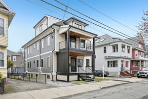 Capen St-S0404-002.jpg