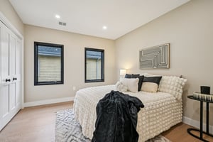 Capen St-S0404-047.jpg