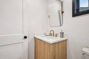 Capen St-S0404-050.jpg