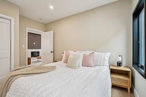 Capen St-S0404-062.jpg