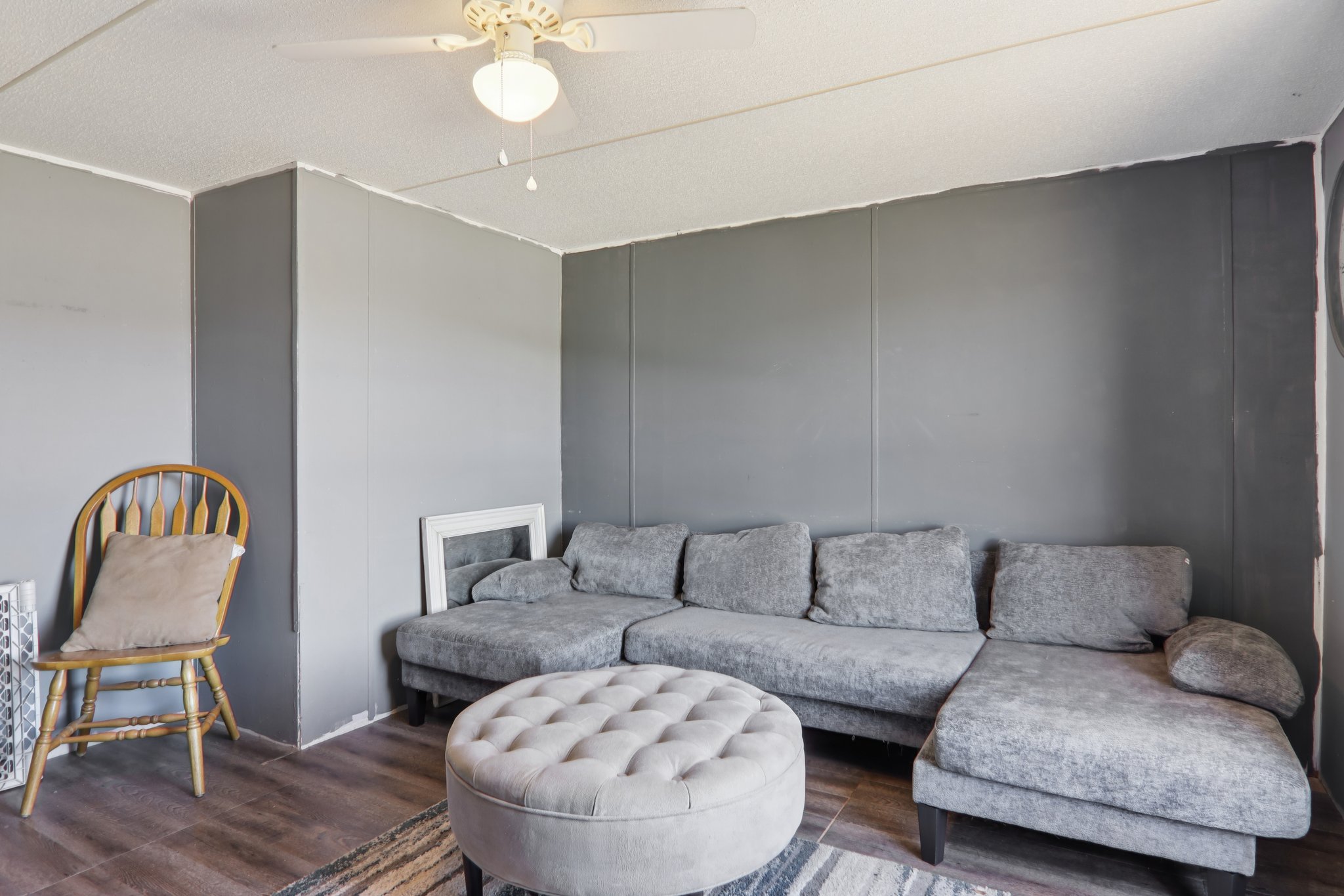 Colton Dr-S1811-033.jpg