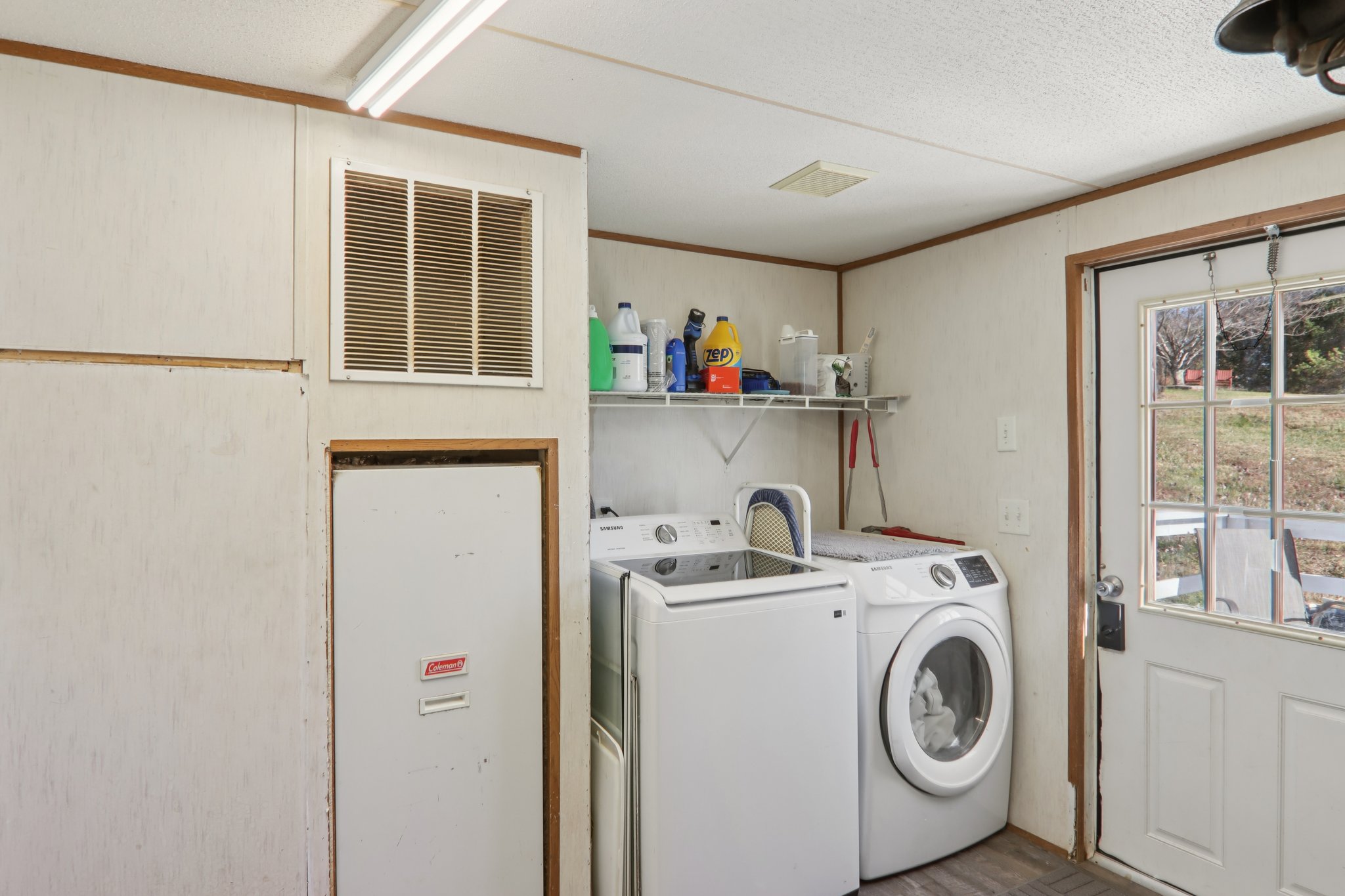 Colton Dr-S1811-037.jpg