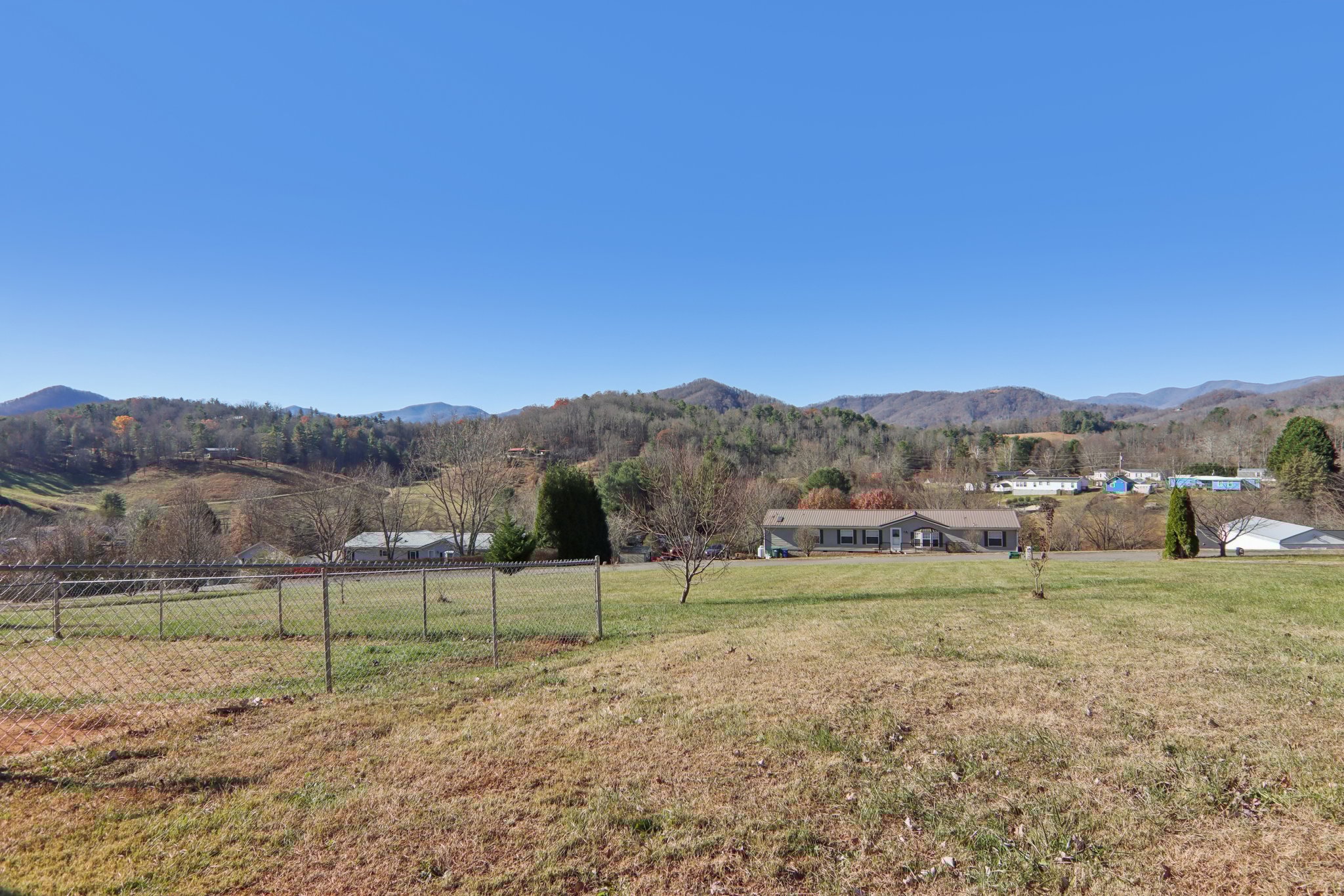 Colton Dr-S1811-039.jpg