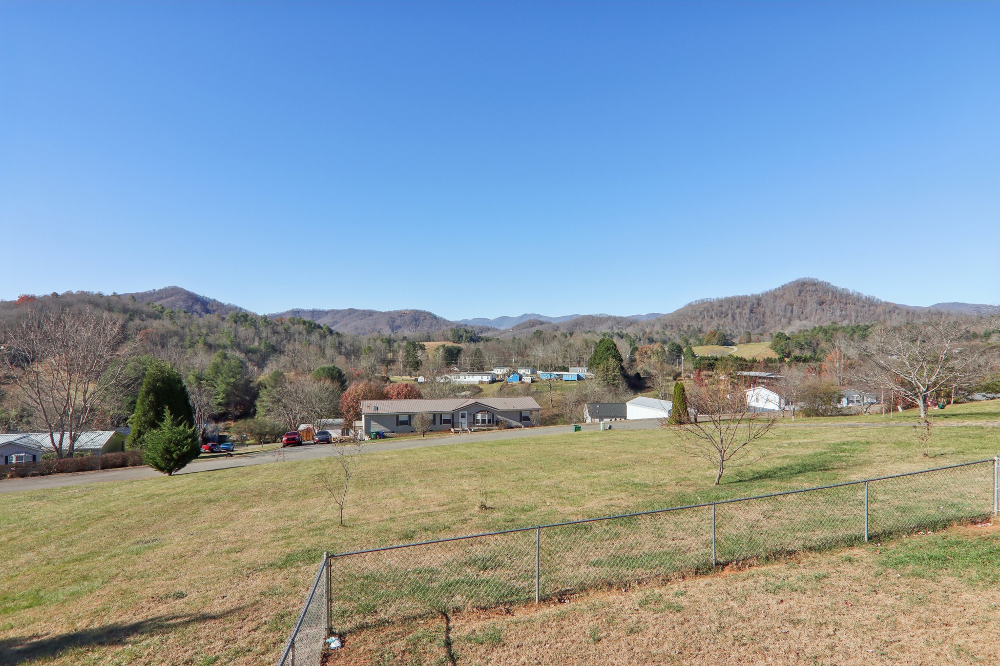 Colton Dr-S1811-047.jpg