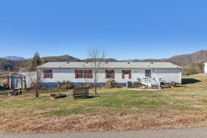 Colton Dr-S1811-001.jpg