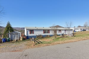 Colton Dr-S1811-005.jpg