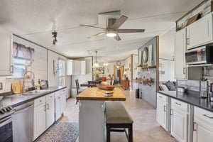 Colton Dr-S1811-015.jpg