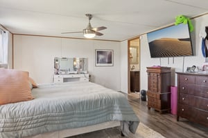 Colton Dr-S1811-017.jpg