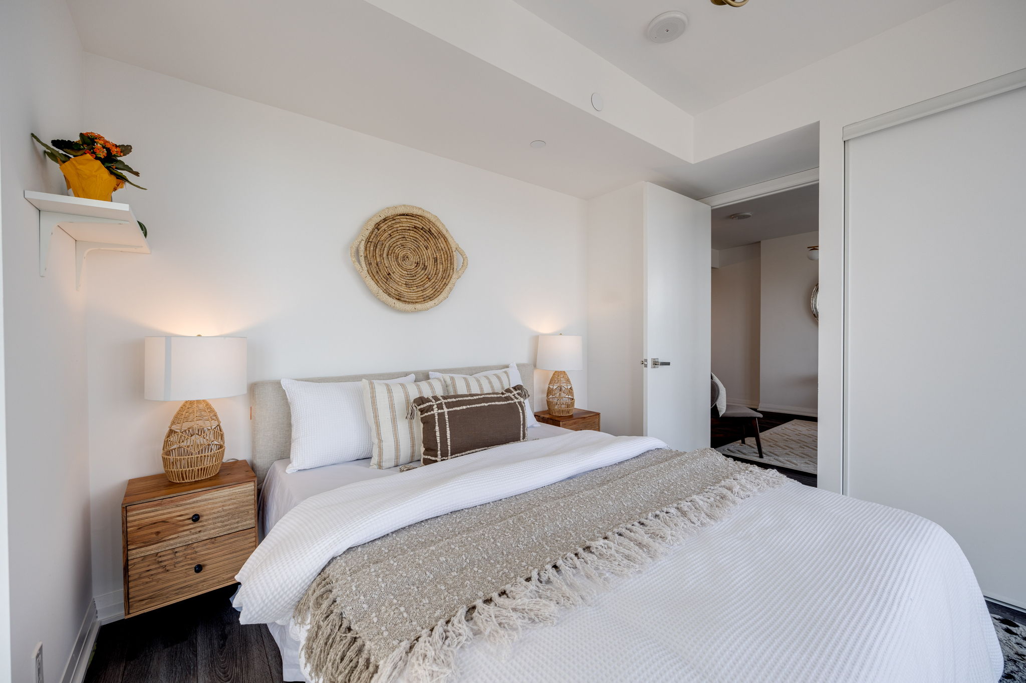 Toronto property showcase — delivered property photograph 18