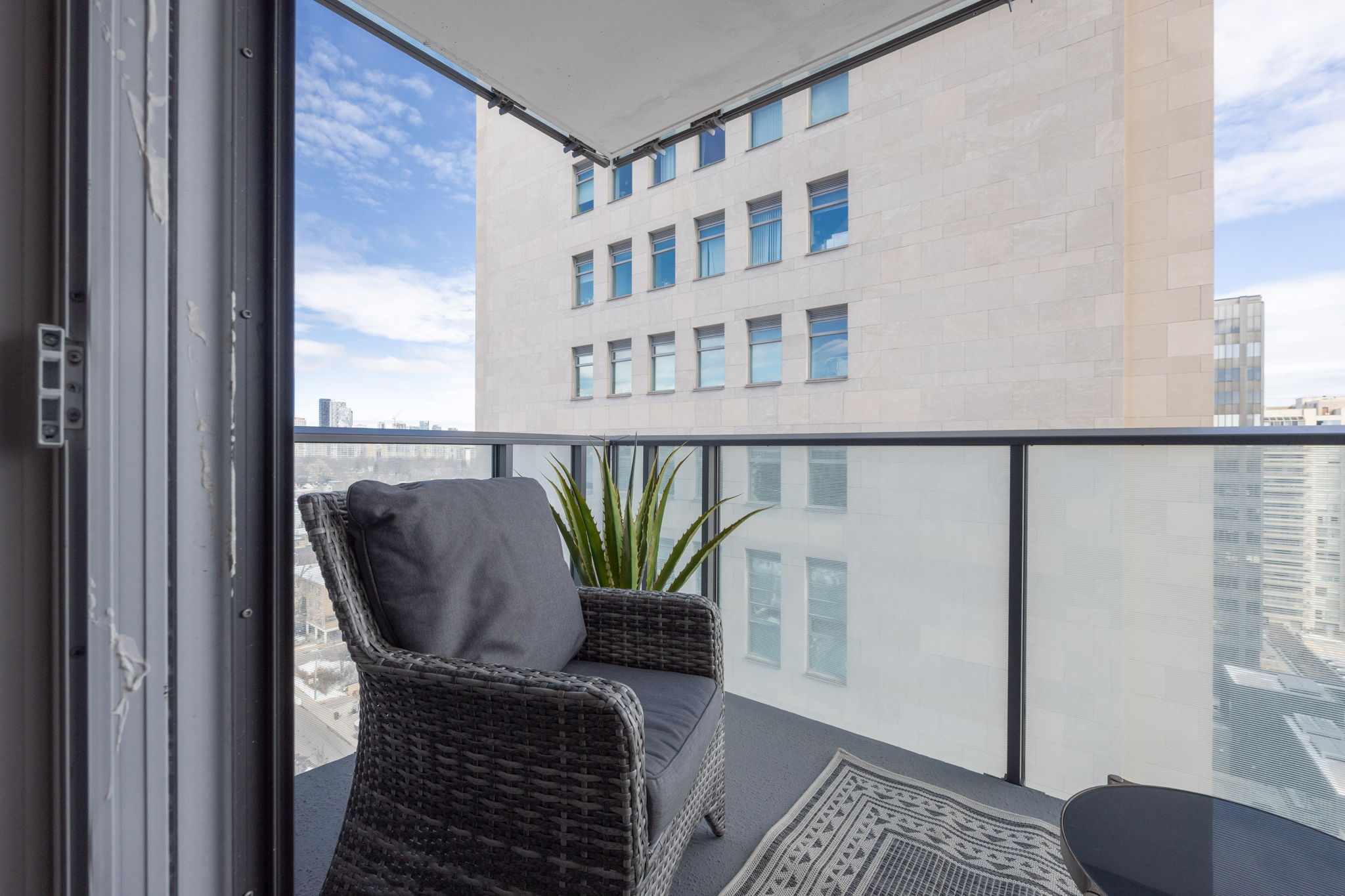 Toronto property showcase — delivered property photograph 31