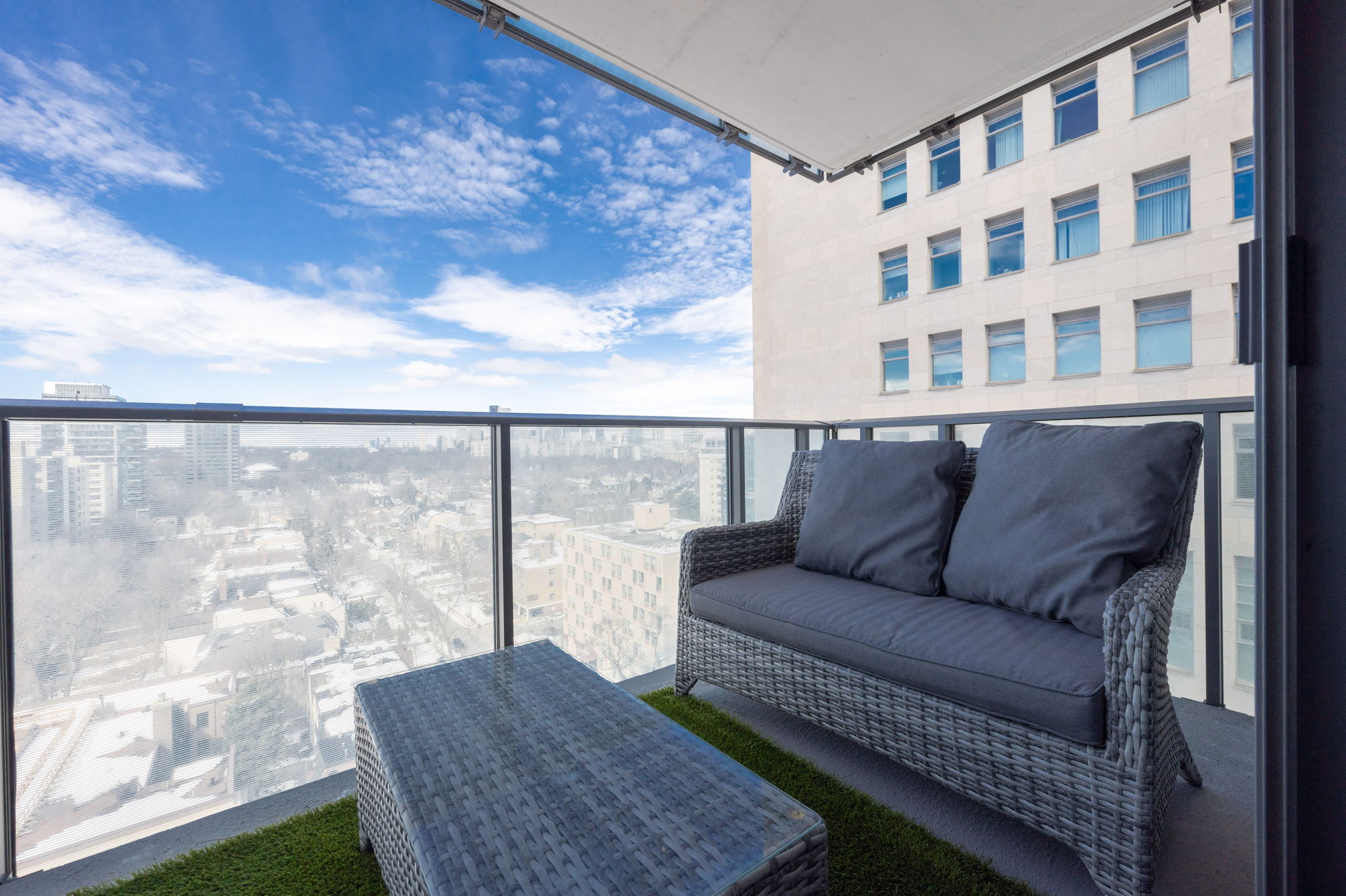 Toronto property showcase — delivered property photograph 26