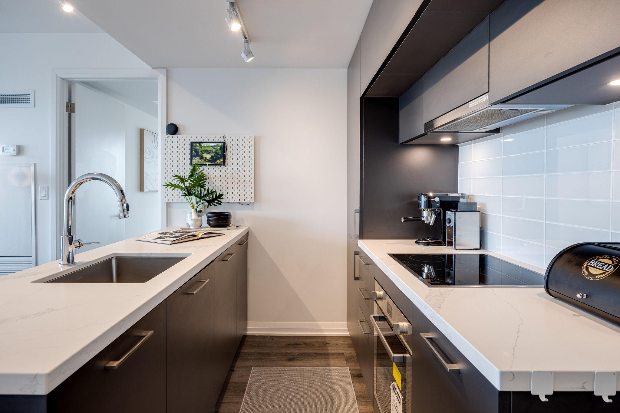 Toronto property showcase — delivered property photograph 4
