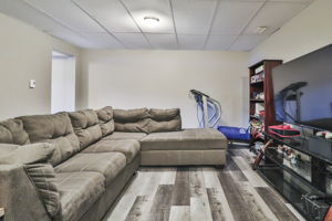  Photo 36
