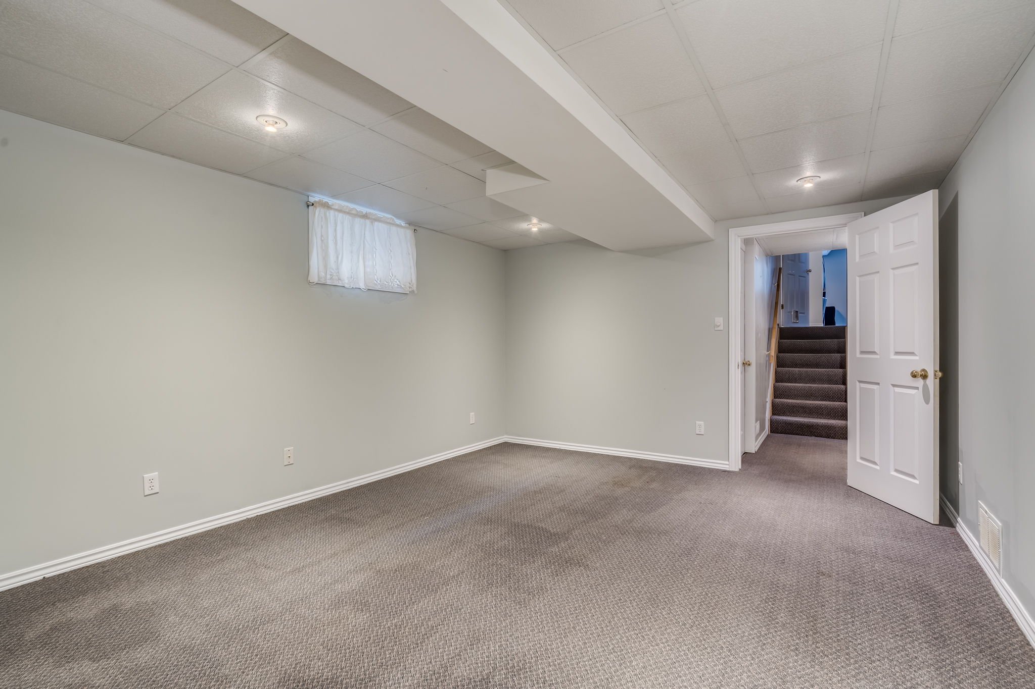  99 Glengarry Rd, Orangeville, ON L9W 5E4, US Photo 34
