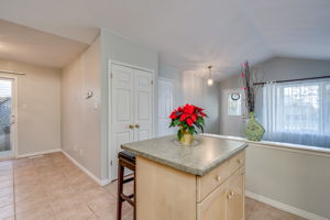  99 Glengarry Rd, Orangeville, ON L9W 5E4, US Photo 10