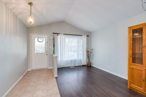  99 Glengarry Rd, Orangeville, ON L9W 5E4, US Photo 11