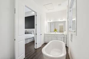 Haas Ave-1704-022.jpg